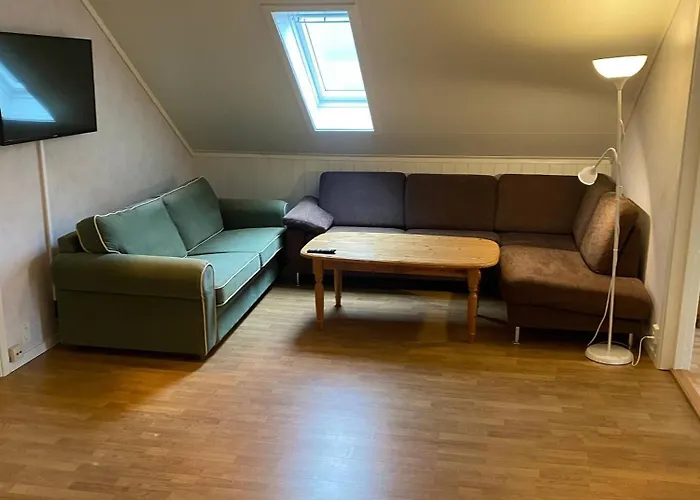 Feriehus Mountain Retreat In Brattvg - Unwind In Nature Brattvåg