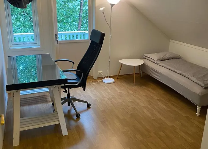 Feriehus Mountain Retreat In Brattvg - Unwind In Nature Brattvåg